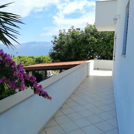 Galovic Apartment *