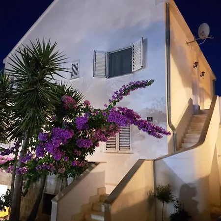 Apartment Galovic *